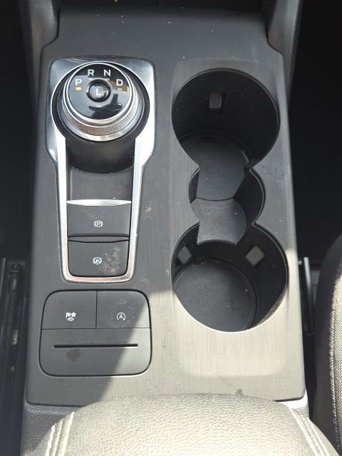 Certified 2020 Ford Escape SE image 36