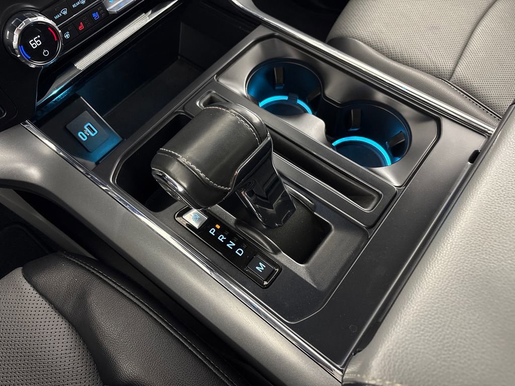 Certified 2021 Ford F150 Lariat w/ Equipment Group 502A High image 28