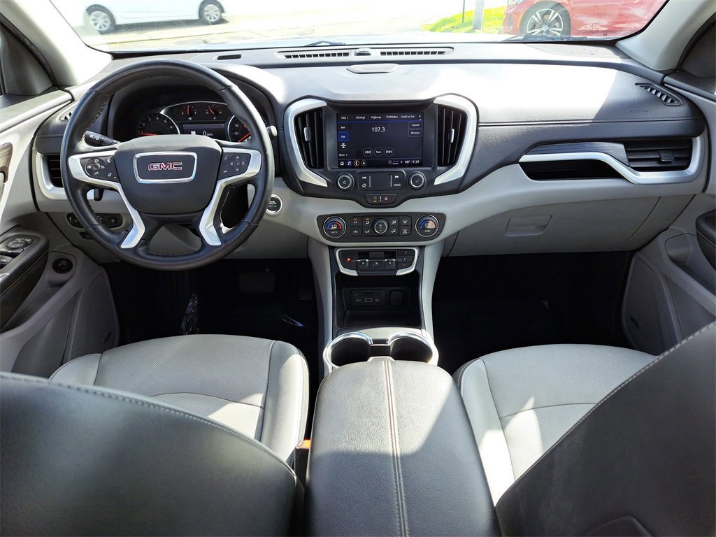 Used 2023 GMC Terrain SLT w/ Infotainment Package II image 9
