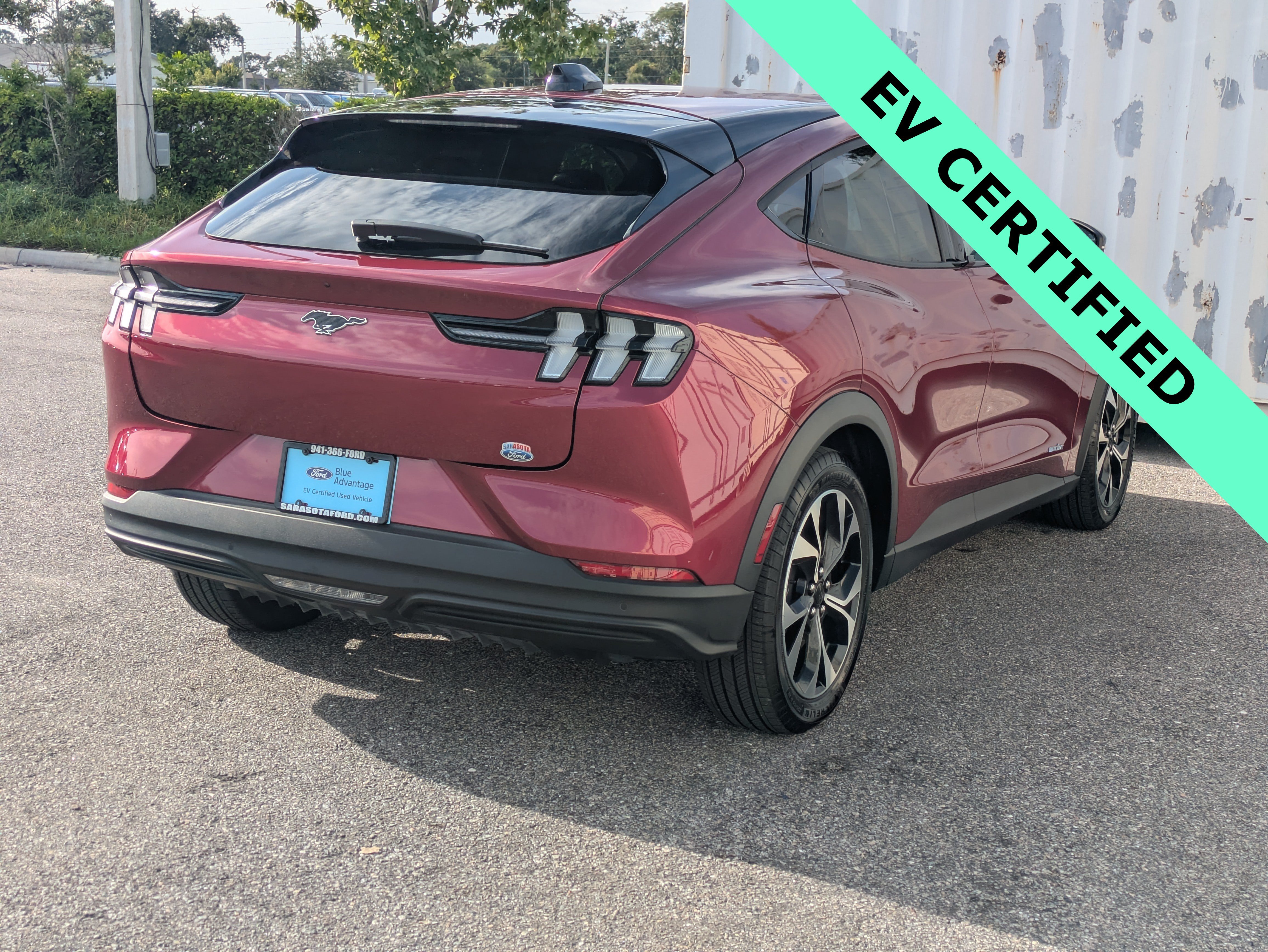 Certified 2025 Ford Mustang Mach-E Select RWD image 5
