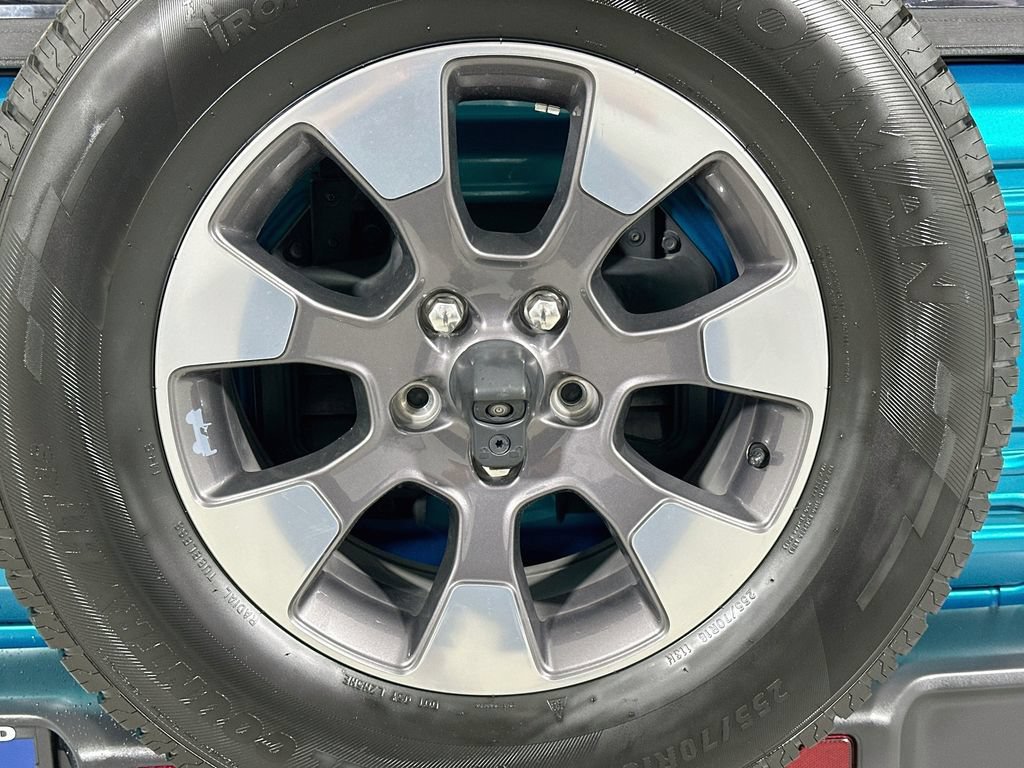 Used 2019 Jeep Wrangler Unlimited Sahara w/ LED Lighting Group AWD/4WD image 20