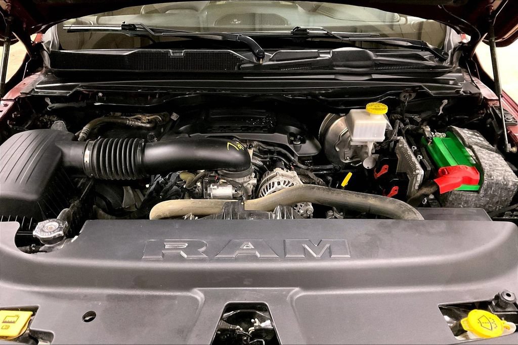 Used 2020 RAM 1500 Laramie AWD/4WD image 10