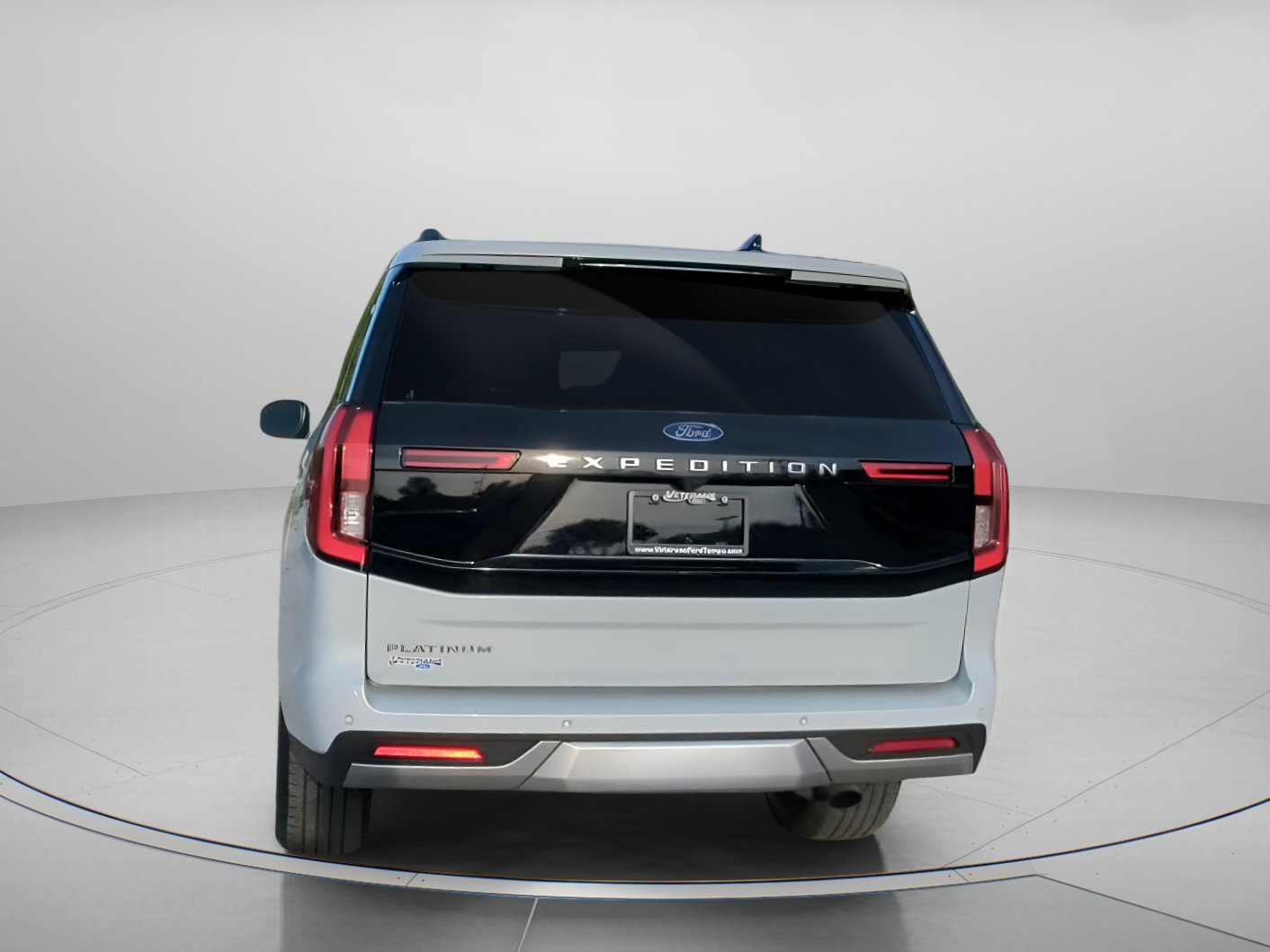 Certified 2025 Ford Expedition Platinum AWD/4WD image 23