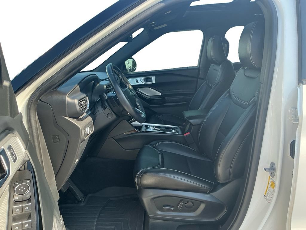 Certified 2022 Ford Explorer ST w/ Equipment Group 401A AWD/4WD image 14