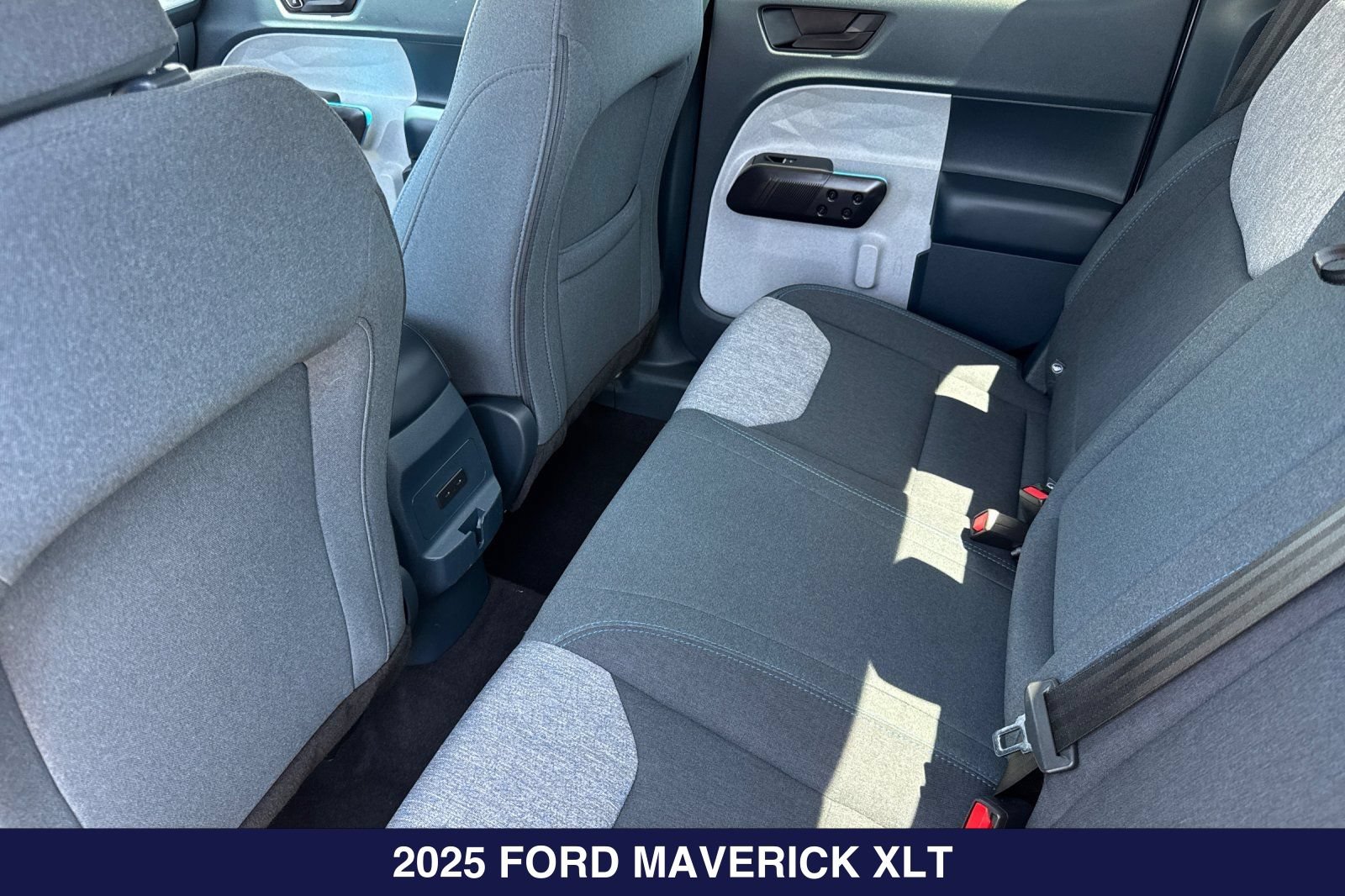 Certified 2025 Ford Maverick XLT w/ Equipment Group 302A AWD/4WD image 14