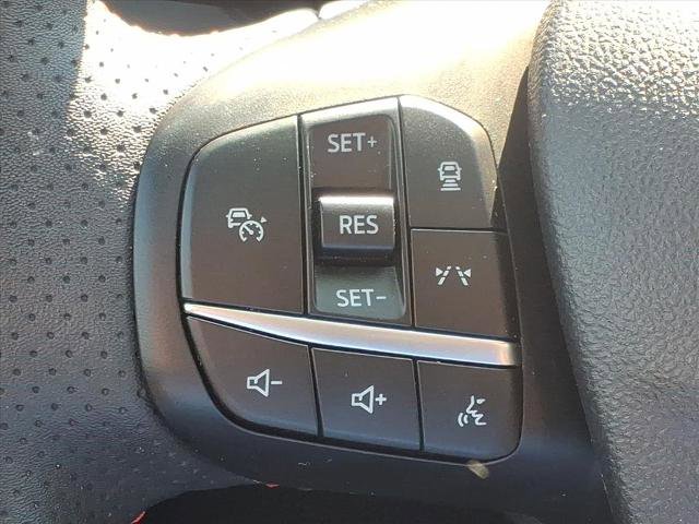 Certified 2023 Ford Escape ST-Line w/ Tech Pack #1 AWD/4WD image 6