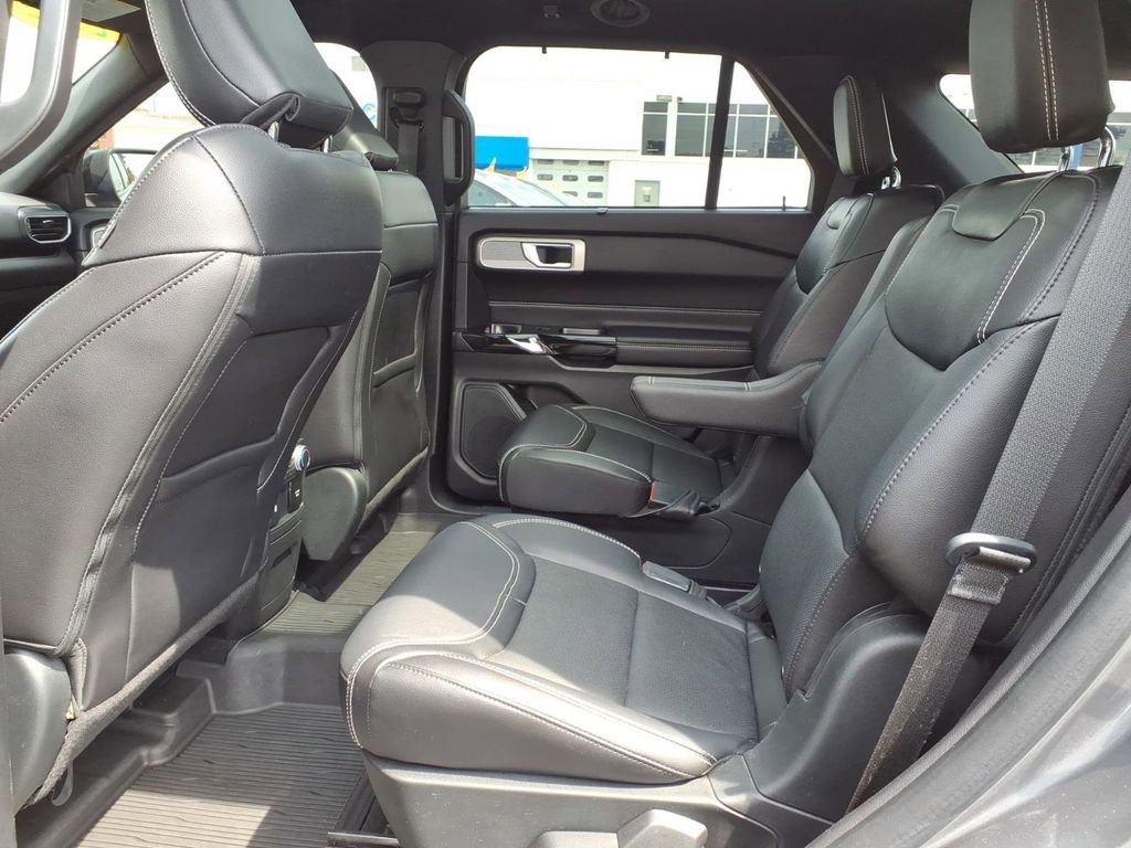 Certified 2022 Ford Explorer ST w/ Equipment Group 401A AWD/4WD image 12