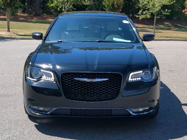 Used 2020 Chrysler 300 S w/ 300S Premium Group RWD image 9