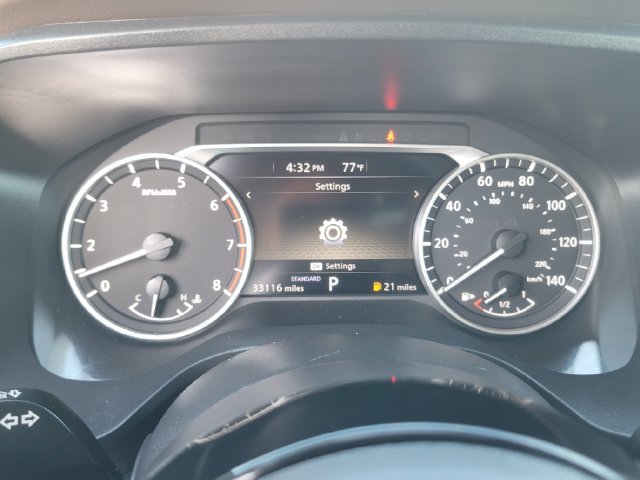 Used 2023 Nissan Rogue SV FWD image 8