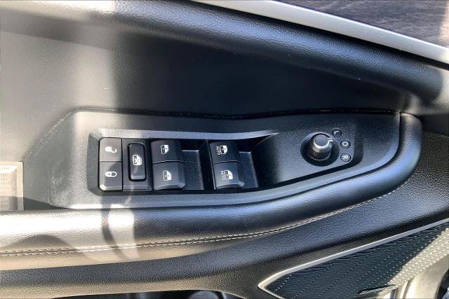 Used 2023 Jeep Grand Cherokee 4WD 4xe image 36