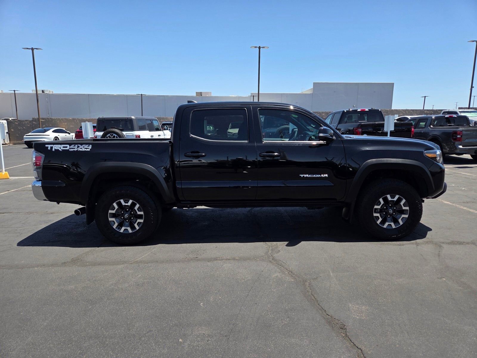 Used 2023 Toyota Tacoma TRD Off-Road AWD/4WD image 7