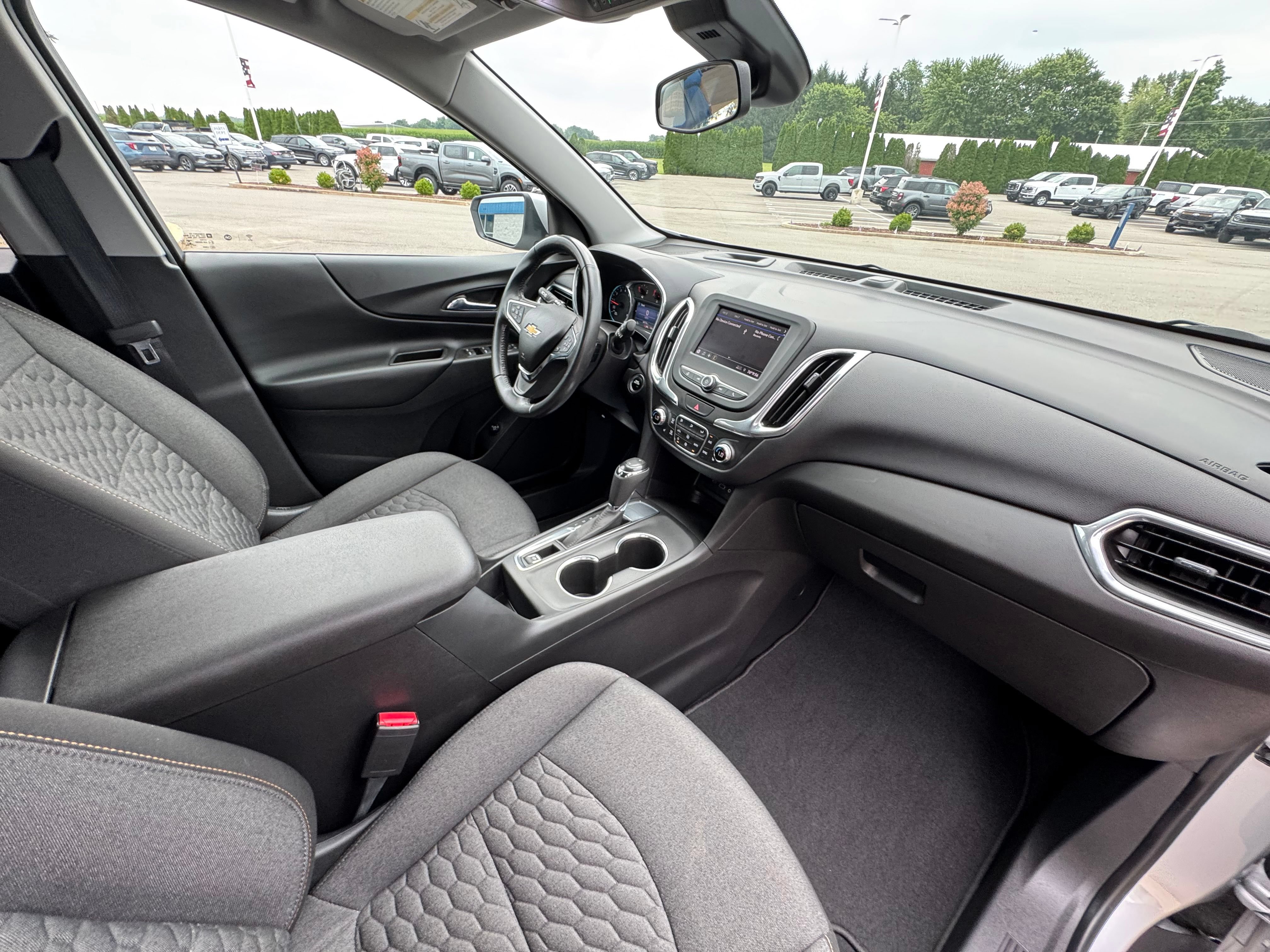 Used 2020 Chevrolet Equinox LT FWD image 11