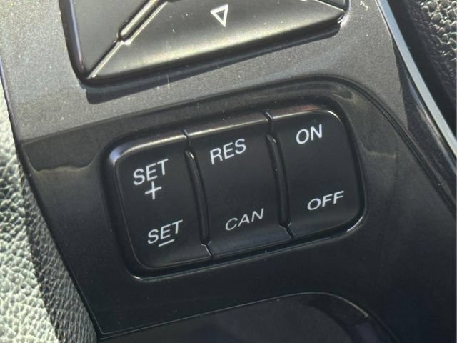 Certified 2018 Ford Explorer Limited FWD image 21