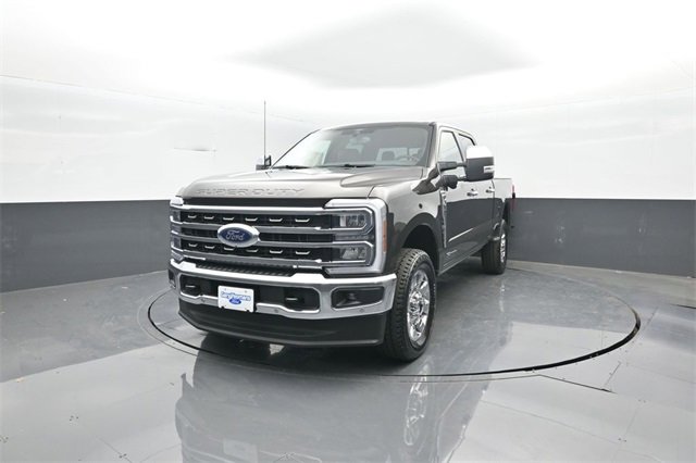 Certified 2025 Ford F350 King Ranch w/ Chrome Package image 3