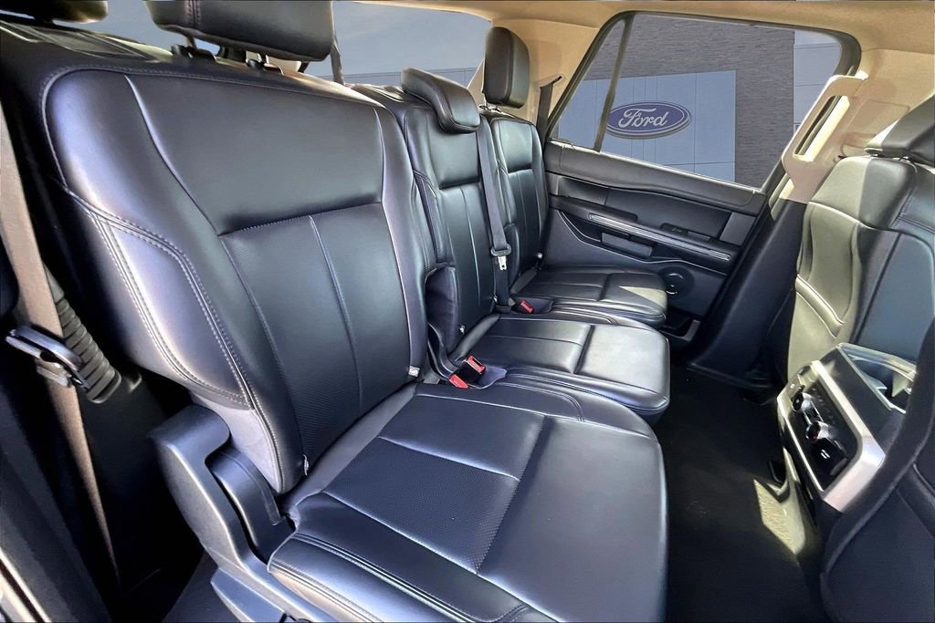 Certified 2024 Ford Expedition Max XLT image 25