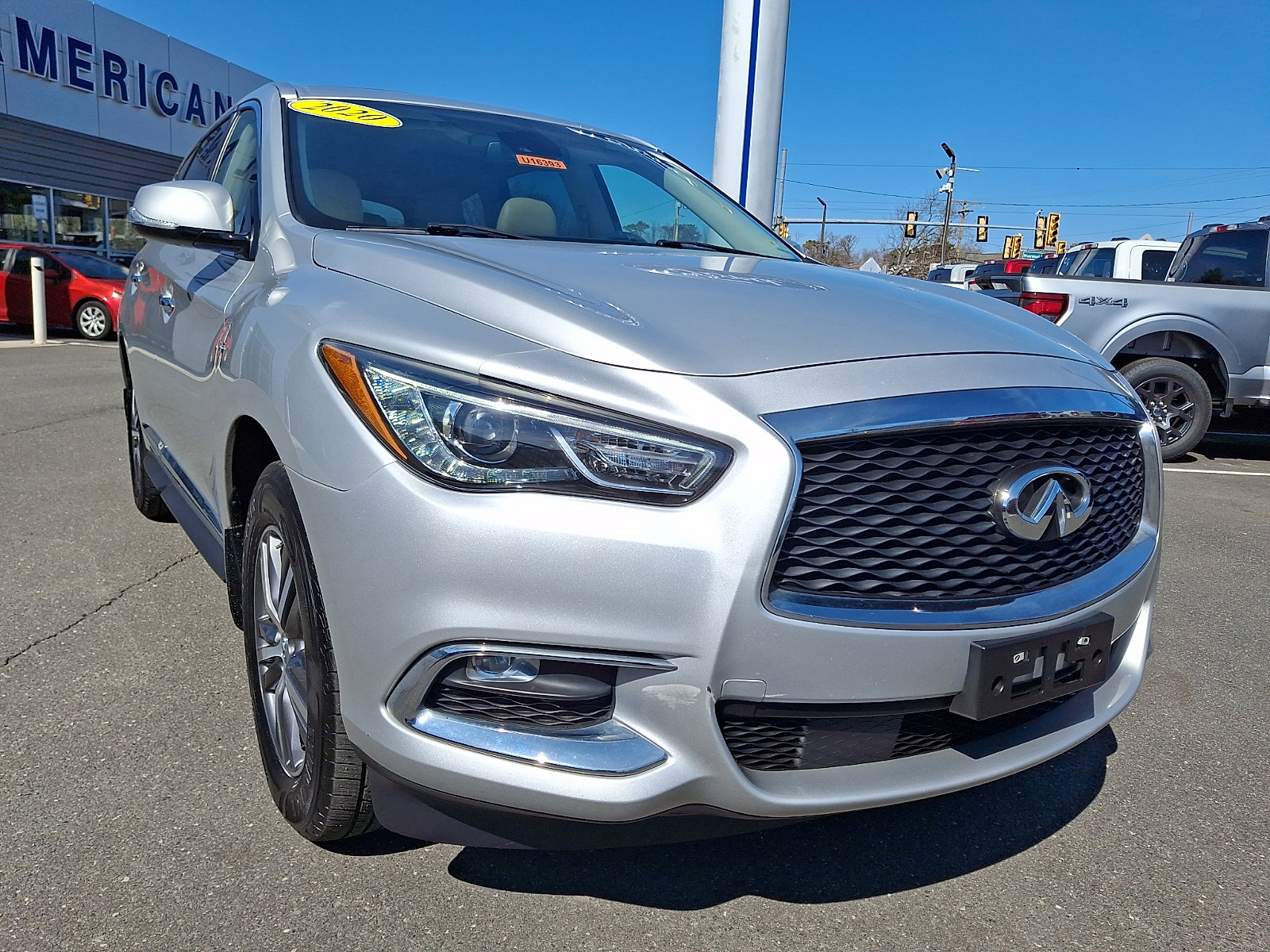 Used 2020 INFINITI QX60 Pure image 2