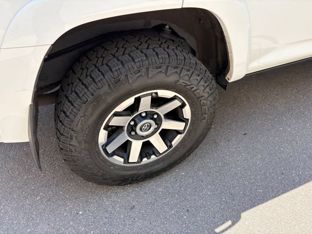 Used 2024 Toyota 4Runner TRD Off-Road Premium w/ Moonroof Package AWD/4WD image 13