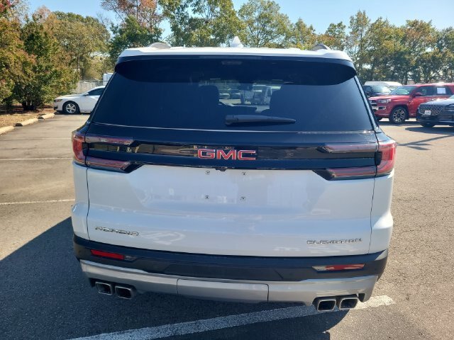 Used 2026 GMC Acadia Elevation w/ Elevation Premium Package FWD image 6