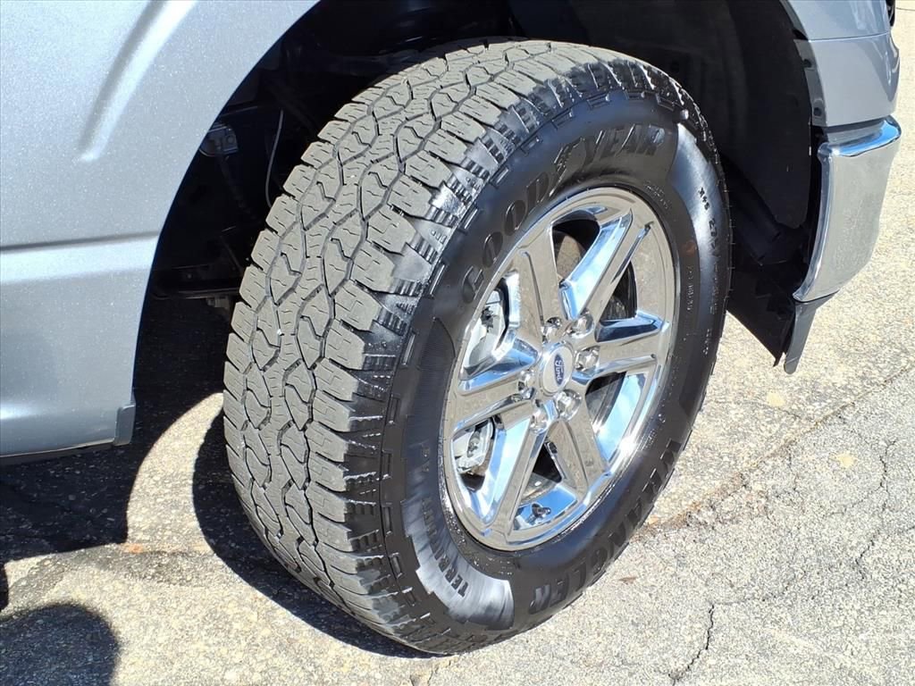 Certified 2025 Ford F150 XLT w/ Equipment Group 301A Standard image 8