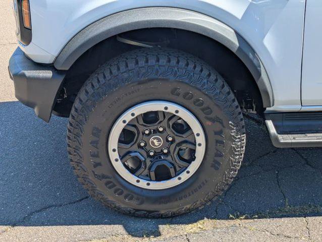Certified 2026 Ford Bronco Outer Banks w/ Sasquatch Package AWD/4WD image 10