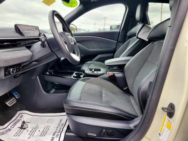 Certified 2025 Ford Mustang Mach-E GT AWD/4WD image 18