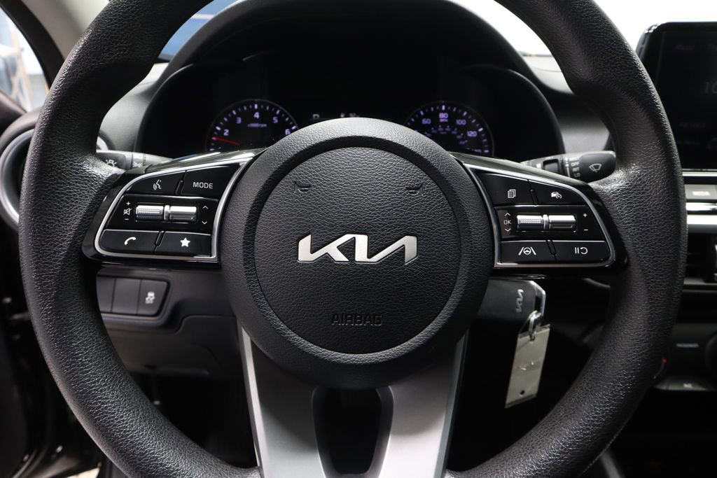 Used 2024 Kia Forte LXS image 30