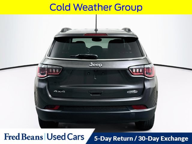 Used 2018 Jeep Compass Latitude w/ Cold Weather Group AWD/4WD image 8