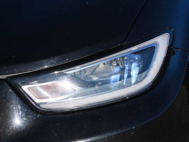 Used 2024 Chrysler Pacifica Select image 10