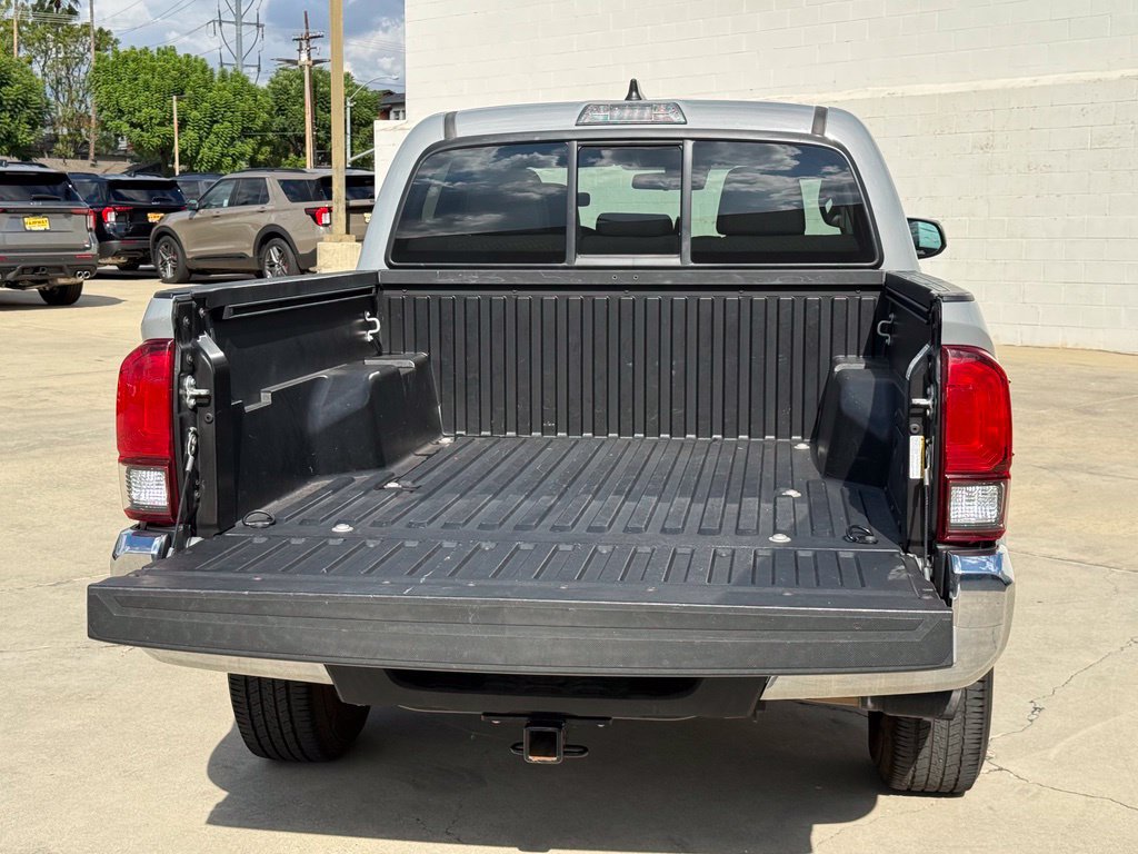 Used 2021 Toyota Tacoma SR5 RWD image 17