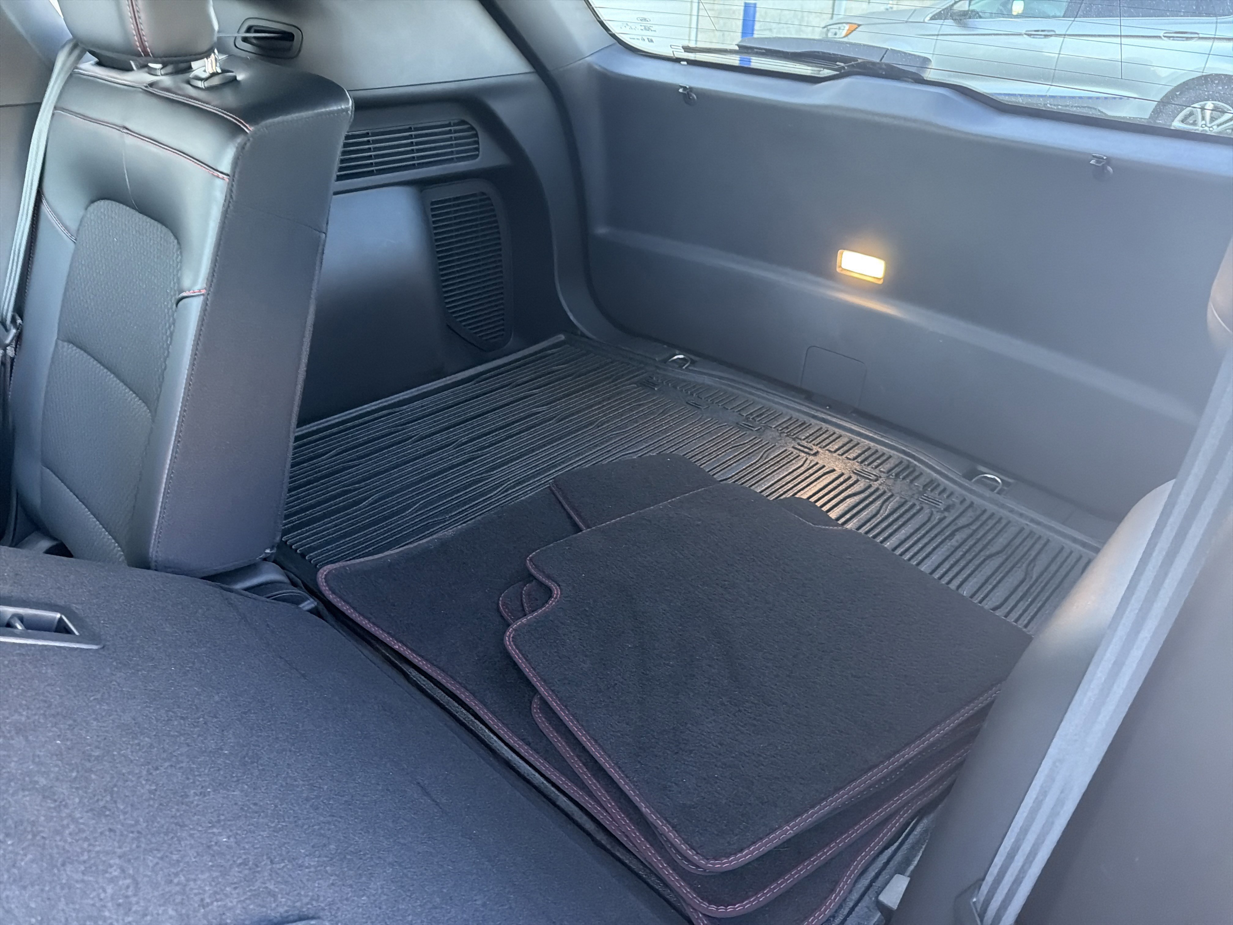 Certified 2023 Ford Escape ST-Line Elite image 32