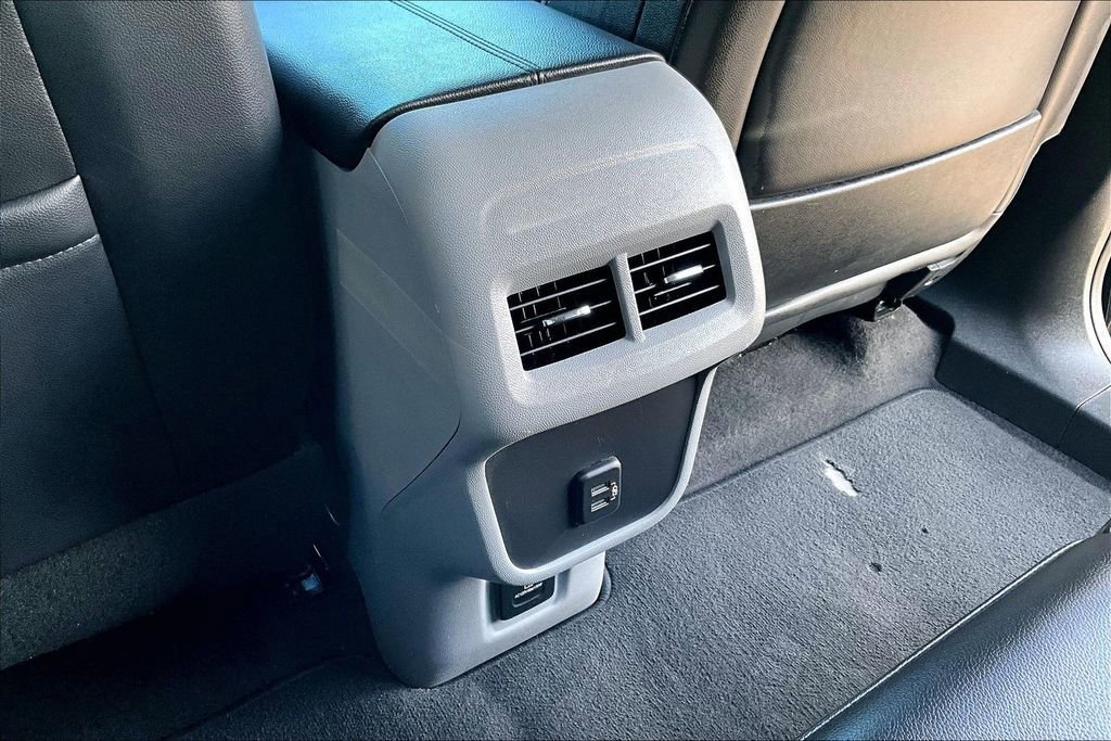 Used 2021 GMC Terrain SLT image 33