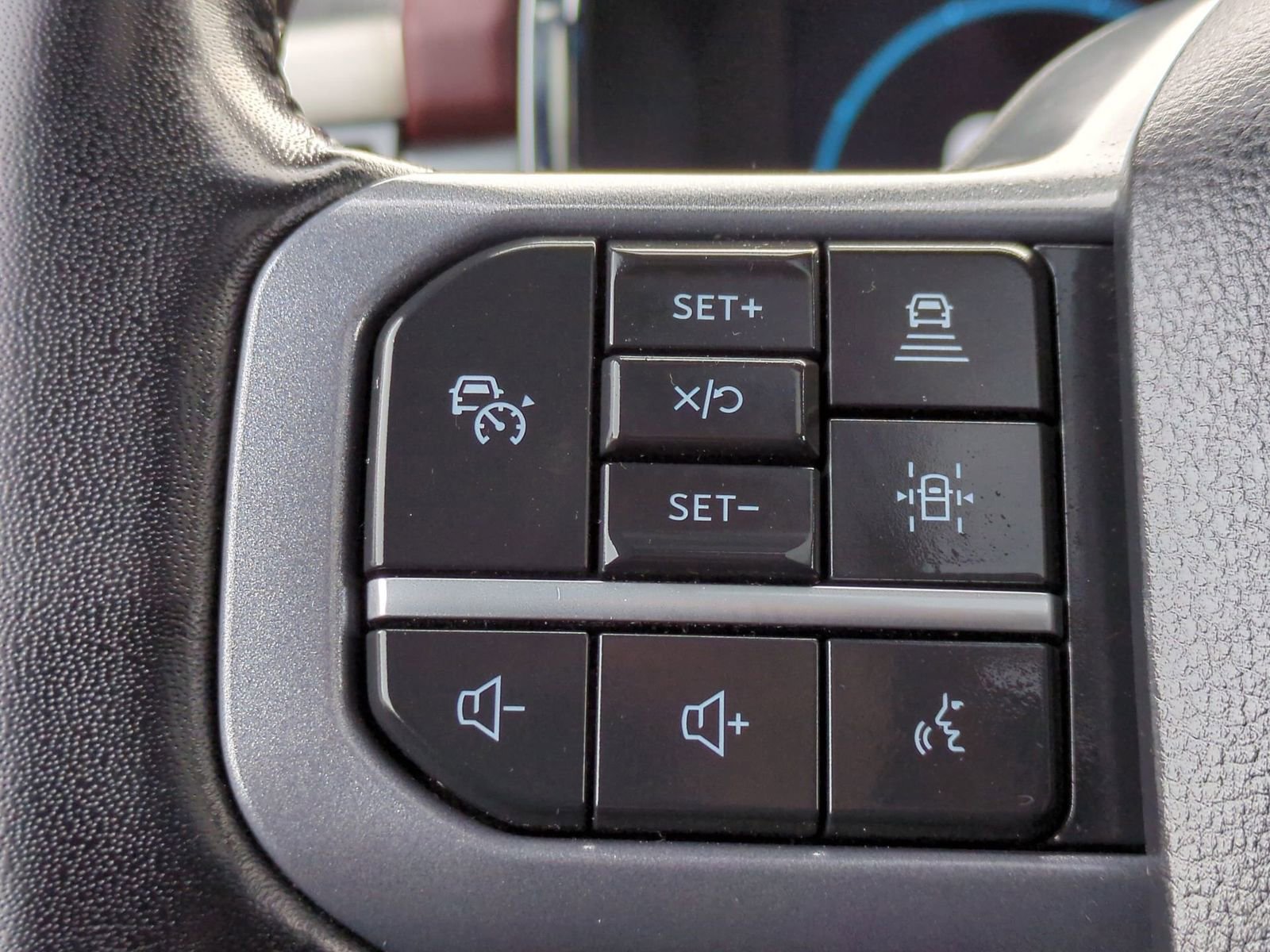 Certified 2023 Ford F150 Lariat w/ Equipment Group 502A High image 30