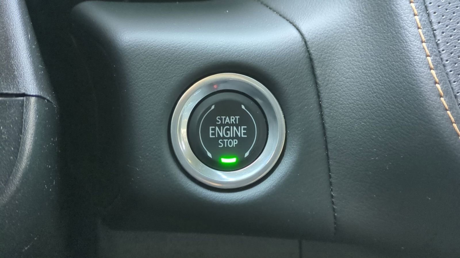 Used 2023 GMC Yukon XL AT4 w/ AT4 Premium Package image 19