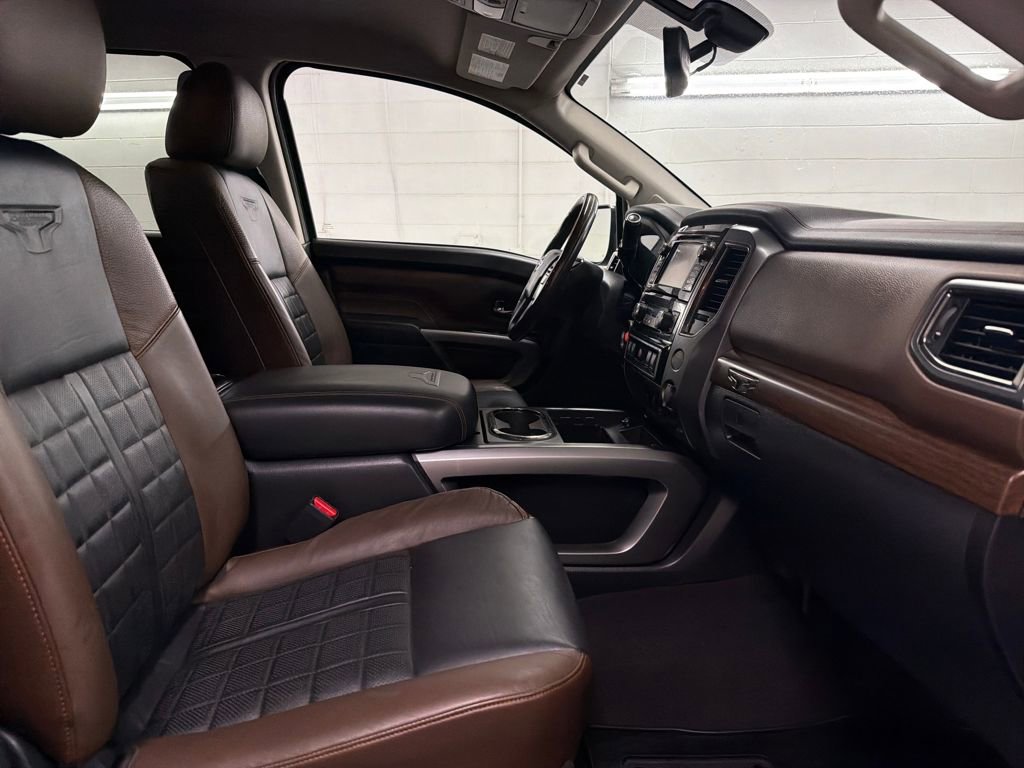 Used 2017 Nissan Titan Platinum Reserve image 28