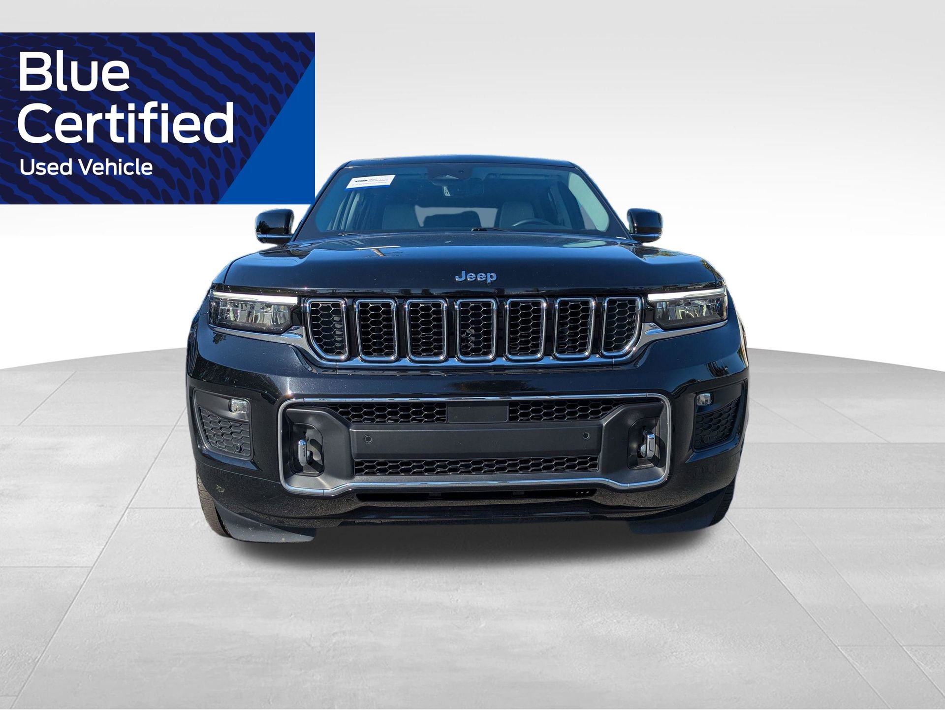 Used 2022 Jeep Grand Cherokee Overland w/ Luxury Tech Group IV AWD/4WD image 11