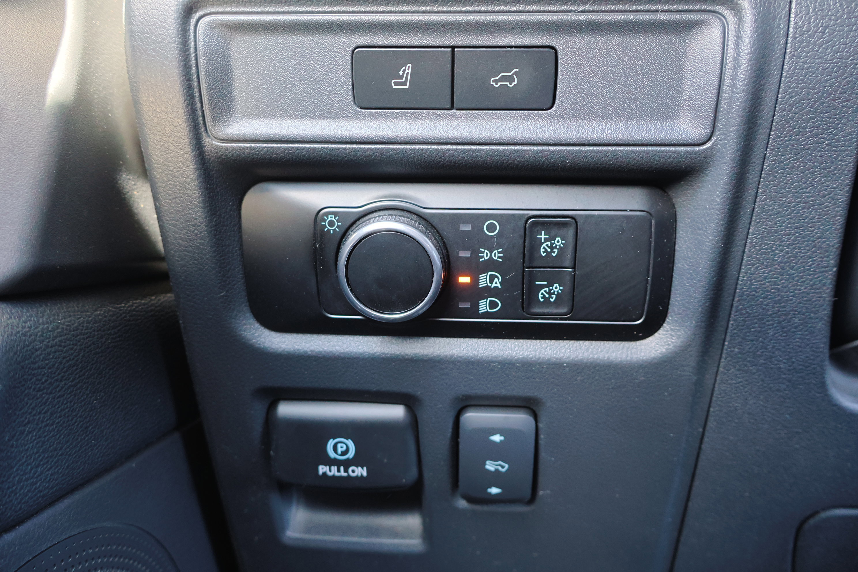 Certified 2024 Ford Expedition Max XLT image 19