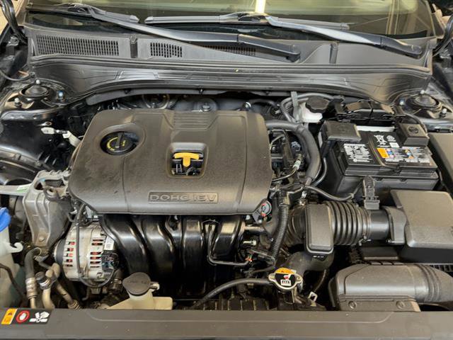 Used 2024 Kia Forte LXS w/ LXS Technology Package image 8