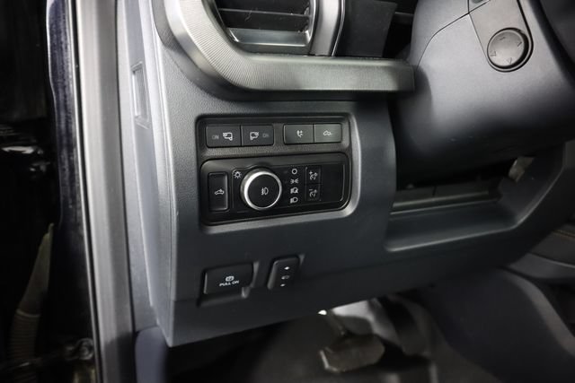 Certified 2023 Ford F350 Platinum w/ Tremor Off-Road Package AWD/4WD image 51