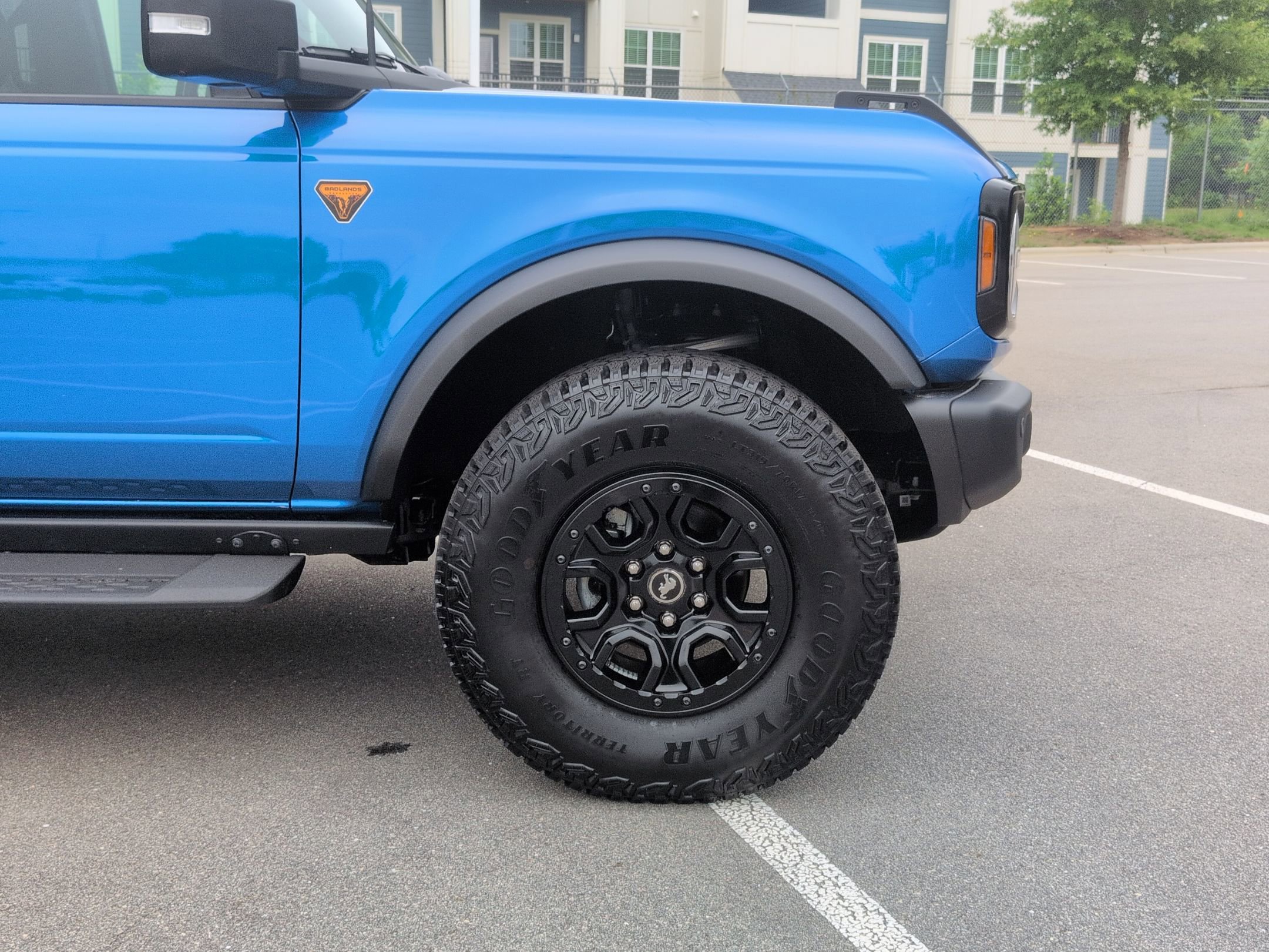 Certified 2025 Ford Bronco Badlands AWD/4WD image 11