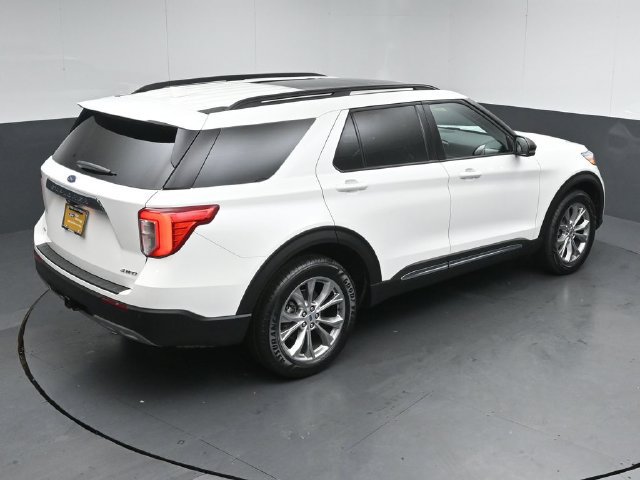 Certified 2024 Ford Explorer XLT w/ Equipment Group 202A AWD/4WD image 51