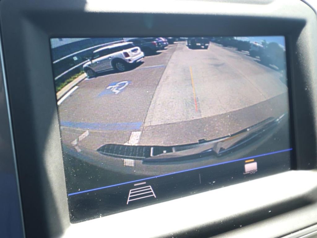 Used 2022 Chevrolet Silverado 2500 Custom w/ Custom Convenience Package image 10