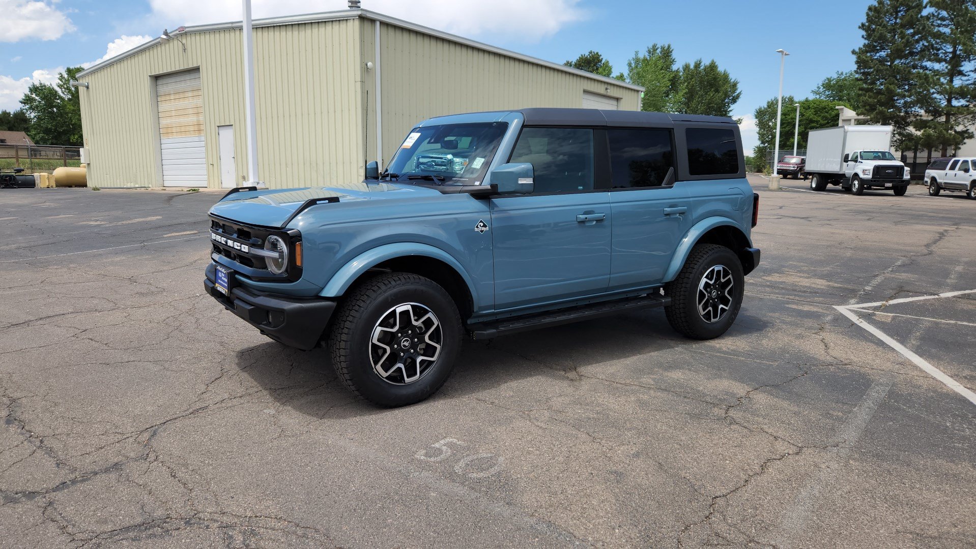 Certified 2023 Ford Bronco Outer Banks AWD/4WD image 4