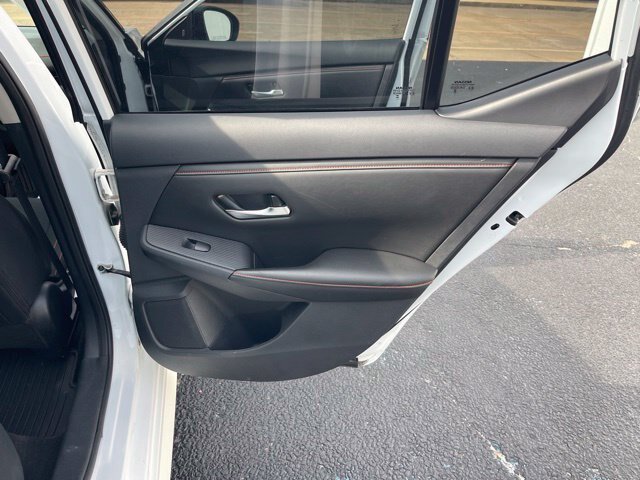 Used 2024 Nissan Sentra SR FWD image 20