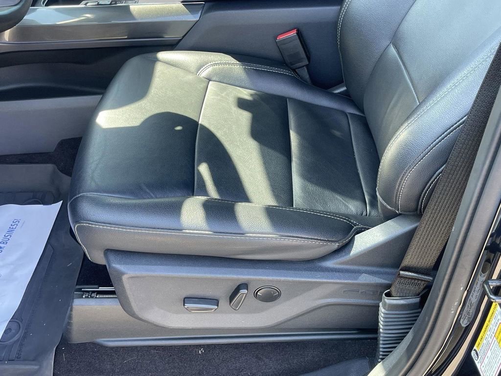 Certified 2023 Ford F150 XLT w/ Equipment Group 302A High image 24