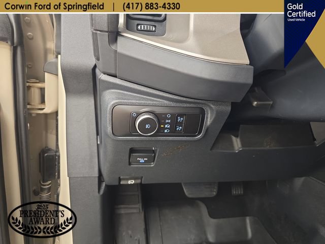 Certified 2025 Ford Bronco Outer Banks w/ Sasquatch Package AWD/4WD image 35