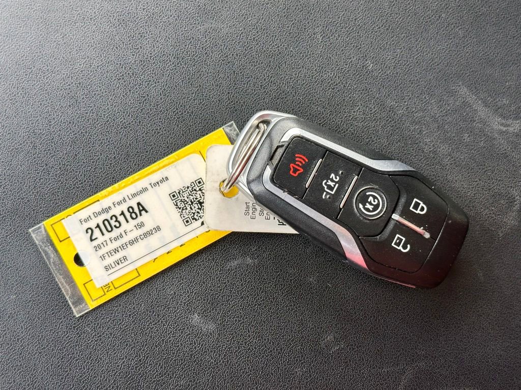 Certified 2017 Ford F150 Platinum image 38