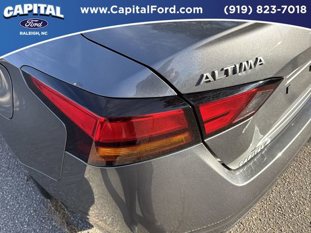 Used 2024 Nissan Altima 2.5 SV image 14