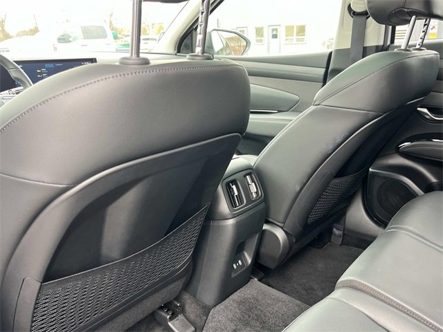 Used 2025 Hyundai Tucson Limited image 21