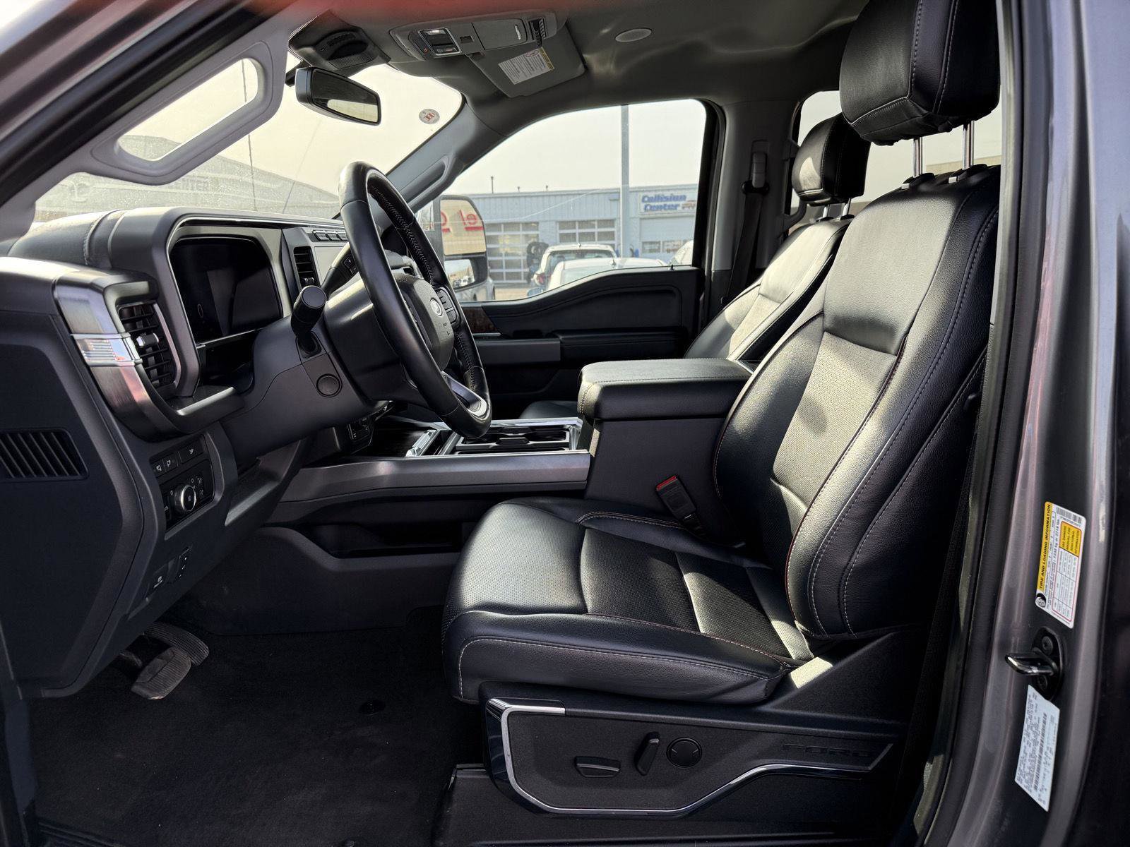 Certified 2024 Ford F250 Lariat w/ Lariat Ultimate Package AWD/4WD image 11