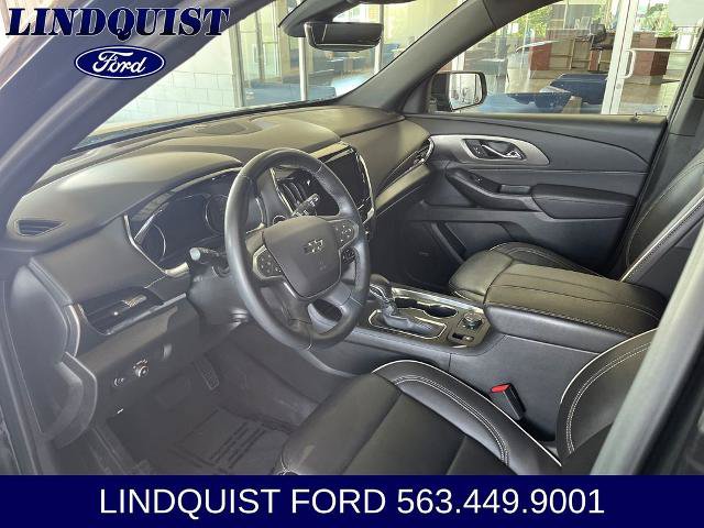 Used 2023 Chevrolet Traverse Premier w/ Redline Edition AWD/4WD image 8